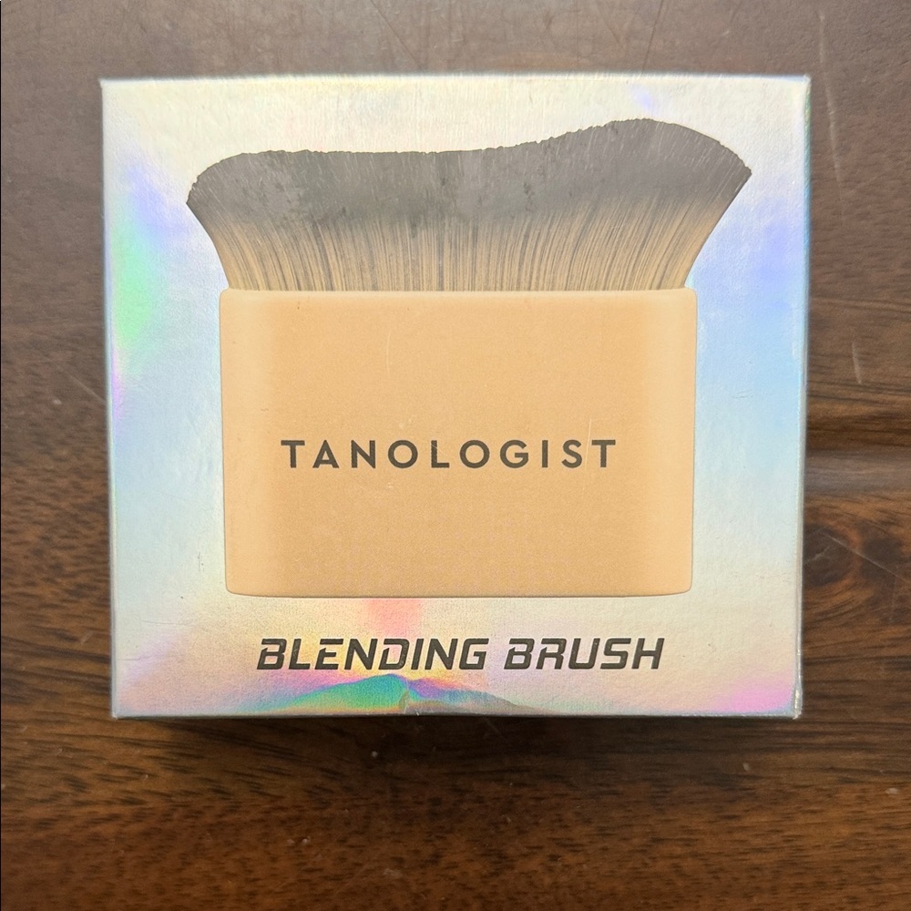 Tanologist‎ Custom Face and Body Brush